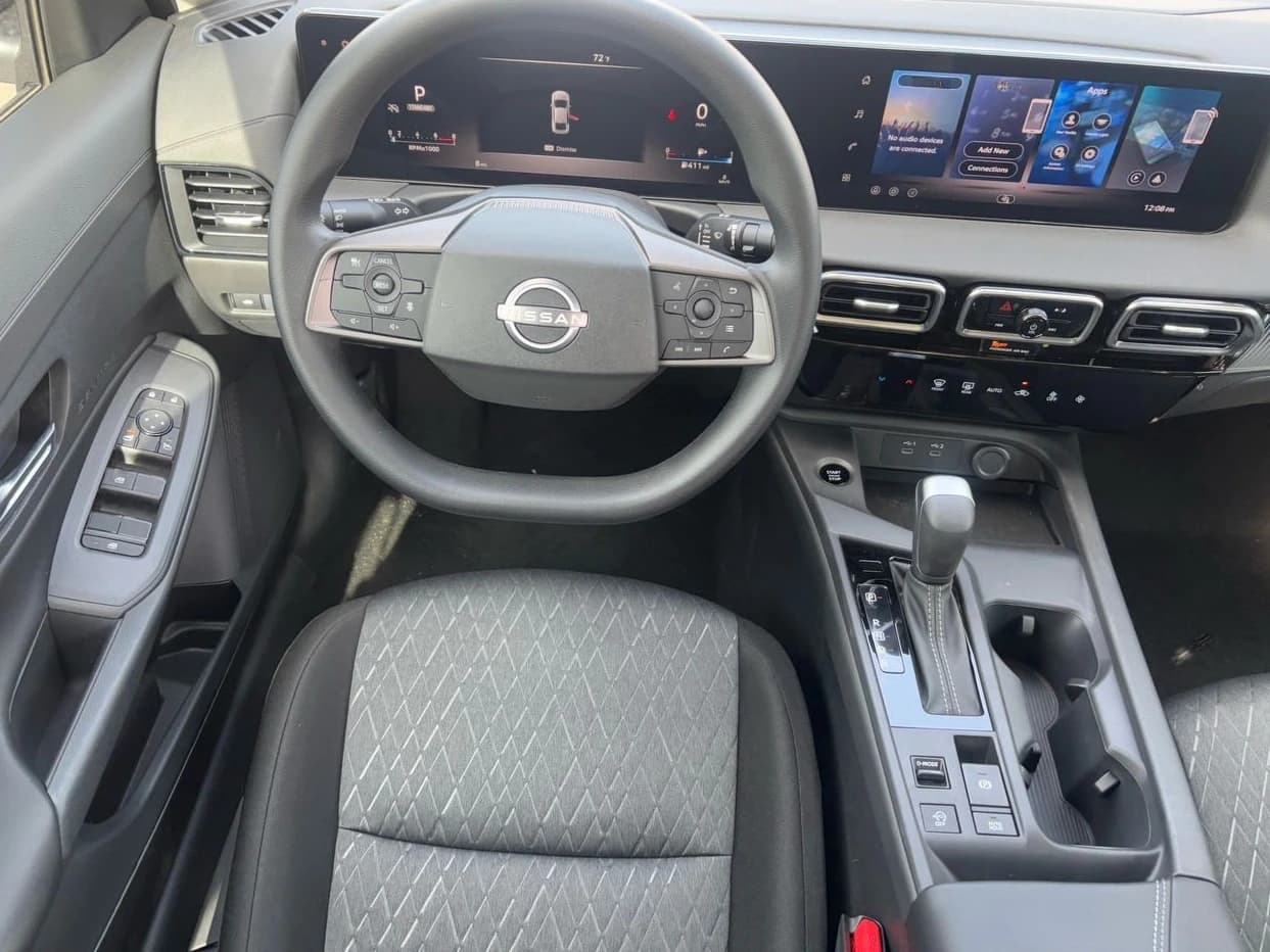 Nissan Sentra SV Sedan 2026 — side view
