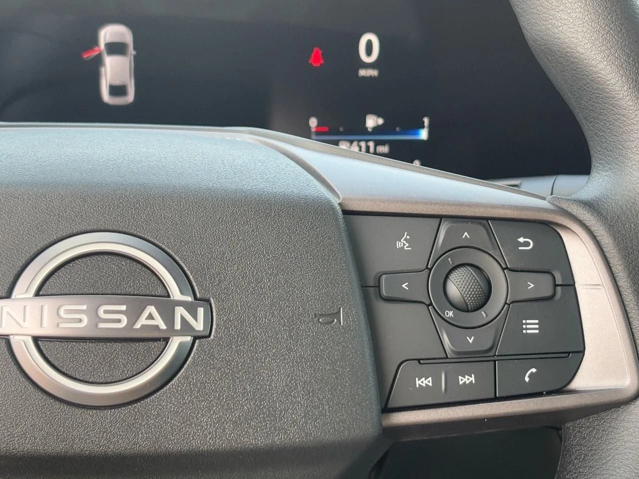 Nissan Sentra SV Sedan 2026 — side view