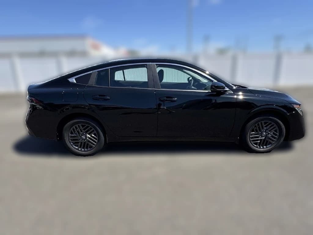 Nissan Sentra SV Sedan 2026 — side view