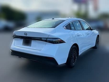 Nissan Sentra SV Sedan 2026 — side view