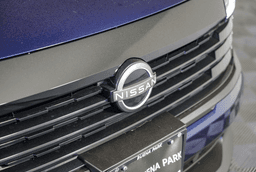 Nissan Kicks S AWD 2025 — side view
