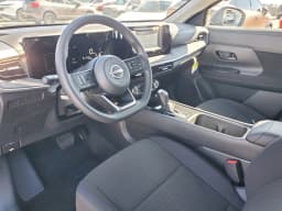 Nissan Kicks S FWD 2026 — side view