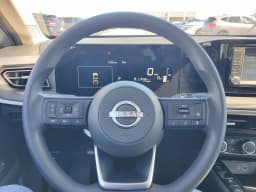 Nissan Kicks S FWD 2026 — side view