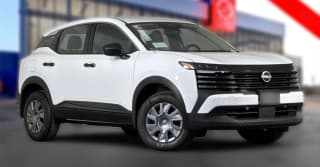 Nissan Kicks S FWD
