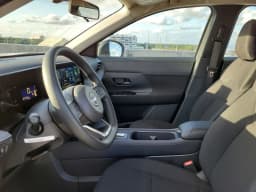 Nissan Kicks S FWD 2026 — side view
