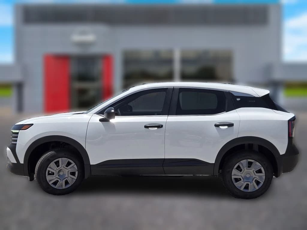 Nissan Kicks S FWD 2027 — side view