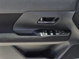 Nissan Kicks S FWD 2027 — side view