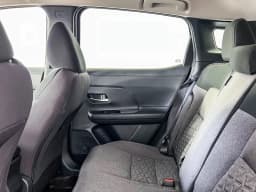 Nissan Kicks SV FWD 2025 — side view