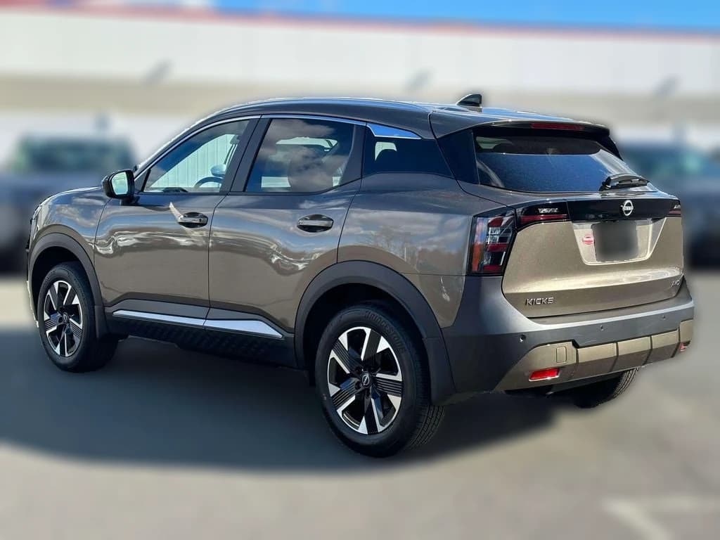 Nissan Kicks SV AWD 2026 — side view