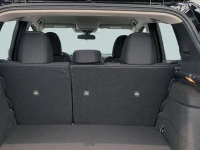 Nissan Kicks SV AWD 2026 — side view