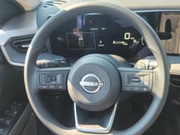 Nissan Kicks SV AWD 2027 — side view