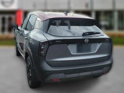 Nissan Kicks SV AWD 2026 — side view