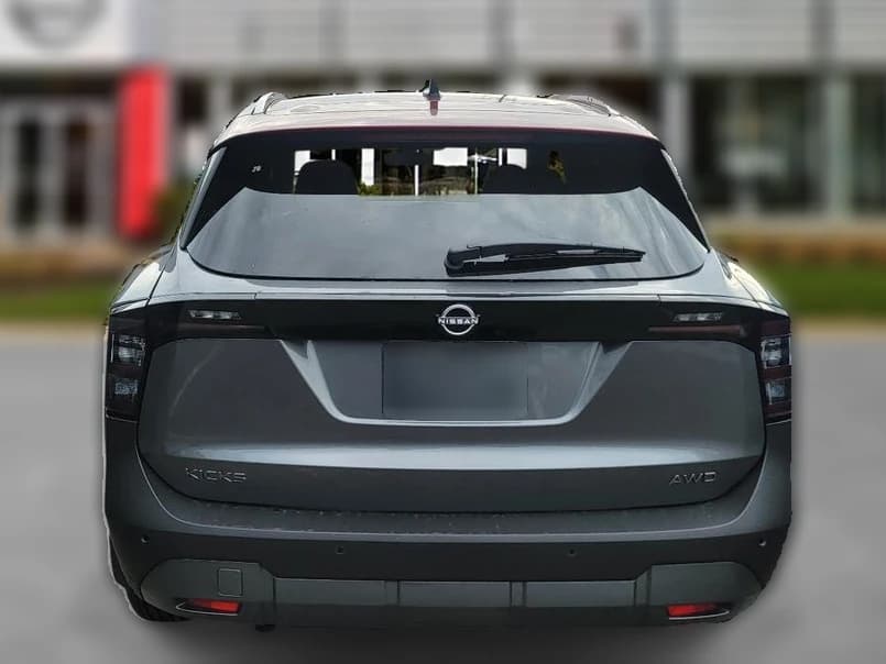 Nissan Kicks SV AWD 2026 — side view