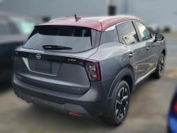 Nissan Kicks SV AWD 2026 — side view