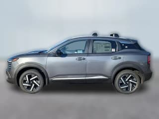 Nissan Kicks SV FWD