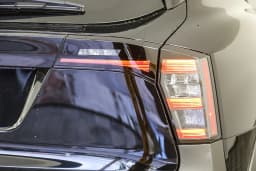 Nissan Kicks SV FWD 2027 — side view
