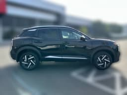Nissan Kicks SV FWD 2026 — side view