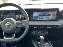 Nissan Kicks SV FWD 2026 — side view