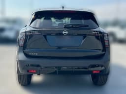 Nissan Kicks SV FWD 2026 — side view