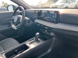 Nissan Kicks SV FWD 2026 — side view