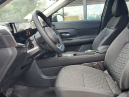 Nissan Kicks SV FWD 2026 — side view