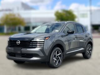 Nissan Kicks SV FWD