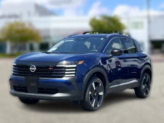 Nissan Kicks SR FWD