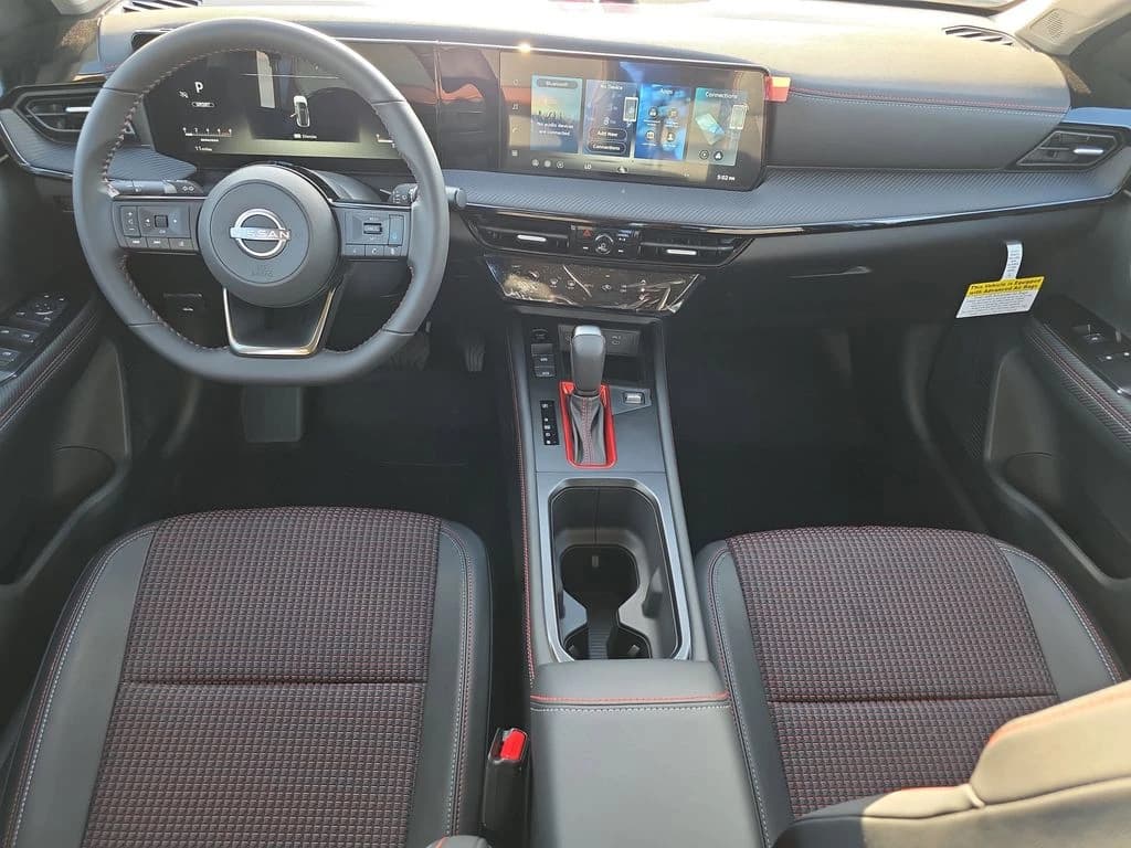 Nissan Kicks SR FWD 2026 — side view
