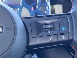 Nissan Kicks SR FWD 2027 — side view