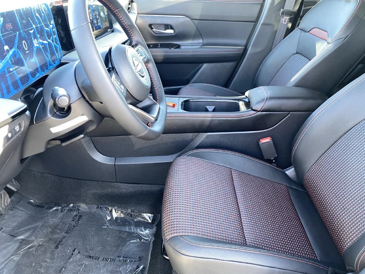 Nissan Kicks SR FWD 2027 — side view