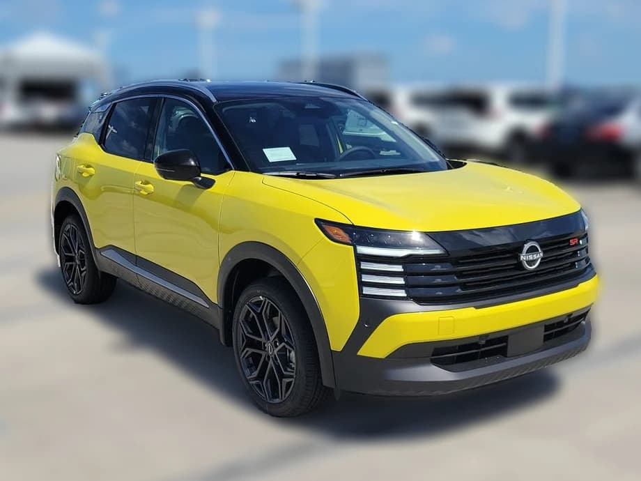 Nissan Kicks SR FWD 2026 — side view