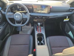 Nissan Kicks SR FWD 2026 — side view