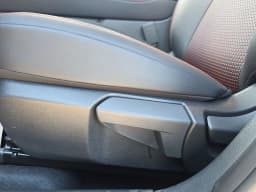 Nissan Kicks SR FWD 2026 — side view