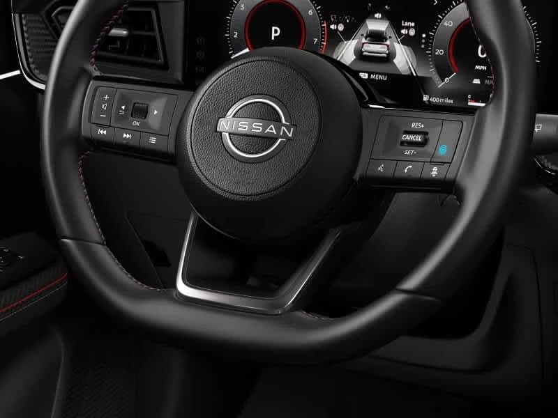 Nissan Kicks SR AWD 2027 — side view