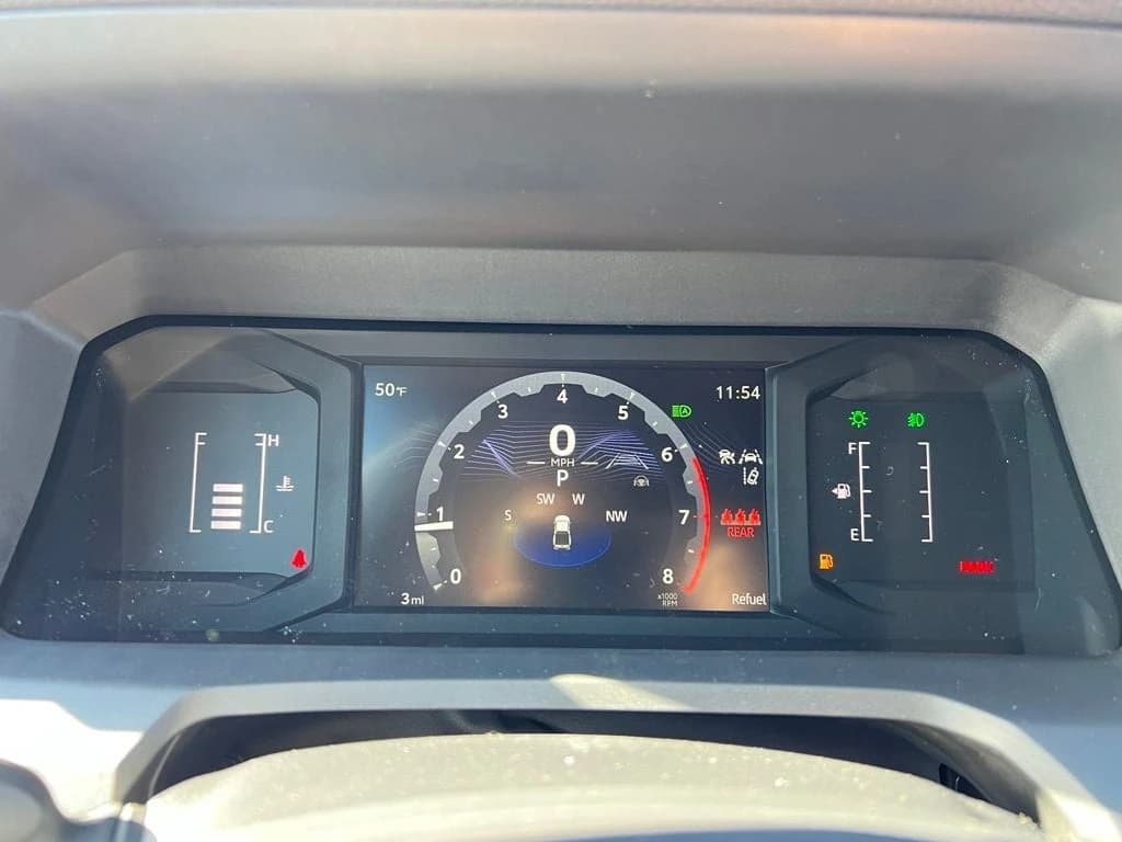 Toyota Tacoma 2WD SR5 Double Cab 5' Bed AT (Natl) 2026 — side view