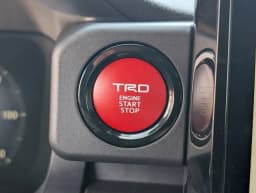 Toyota Tacoma 2WD TRD Sport Double Cab 5' Bed AT (Natl) 2026 — side view