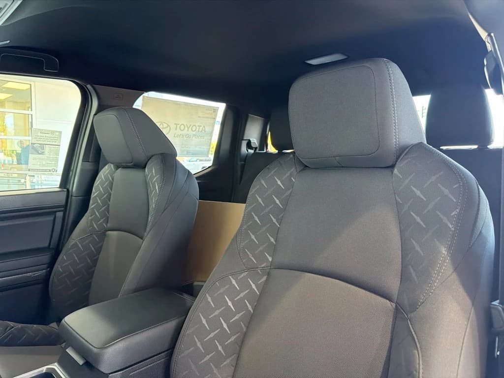 Toyota Tacoma 2WD SR5 Double Cab 5' Bed AT (Natl) 2026 — side view