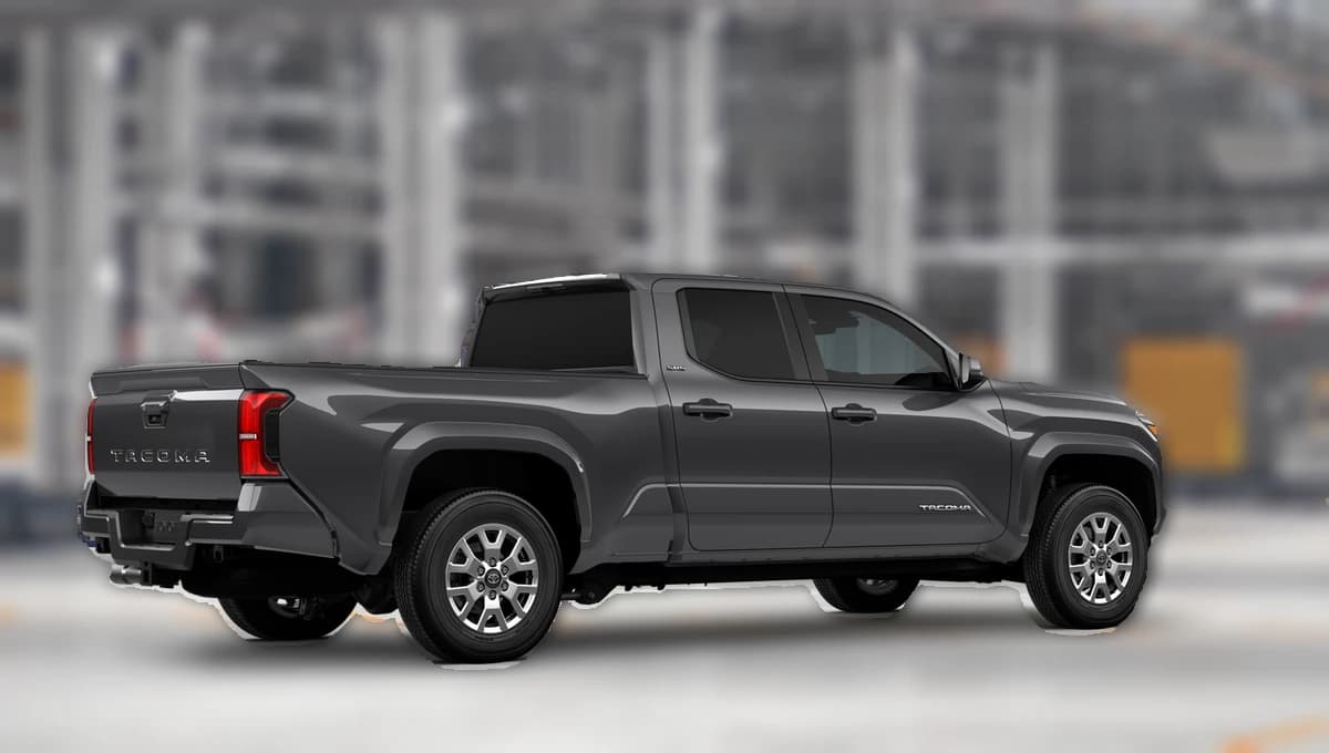 Toyota Tacoma 2WD SR5 Double Cab 5' Bed AT (SE) 2026 — side view