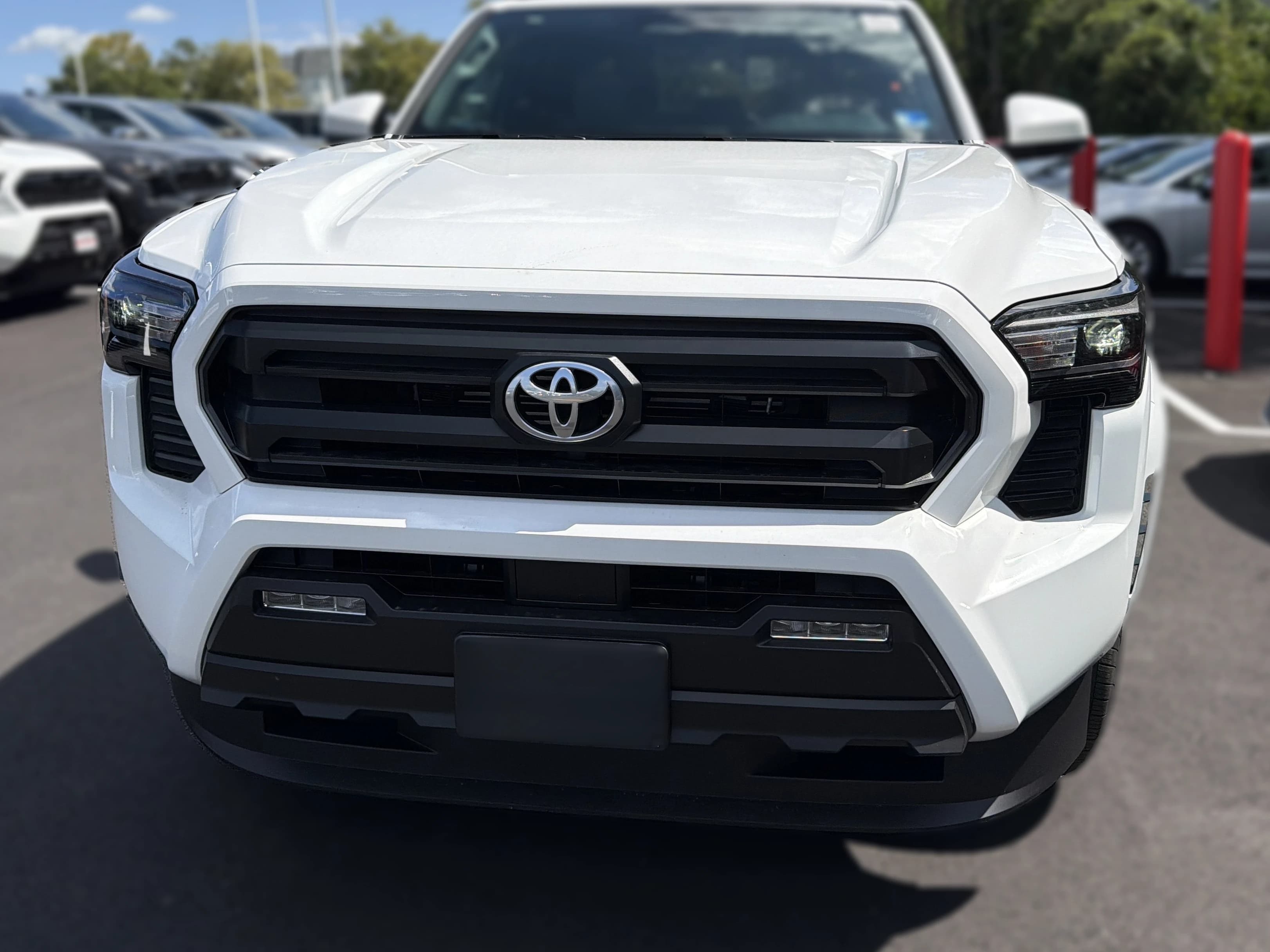 Toyota Tacoma 2WD SR5 Double Cab 6' Bed AT (Natl) 2026 — side view