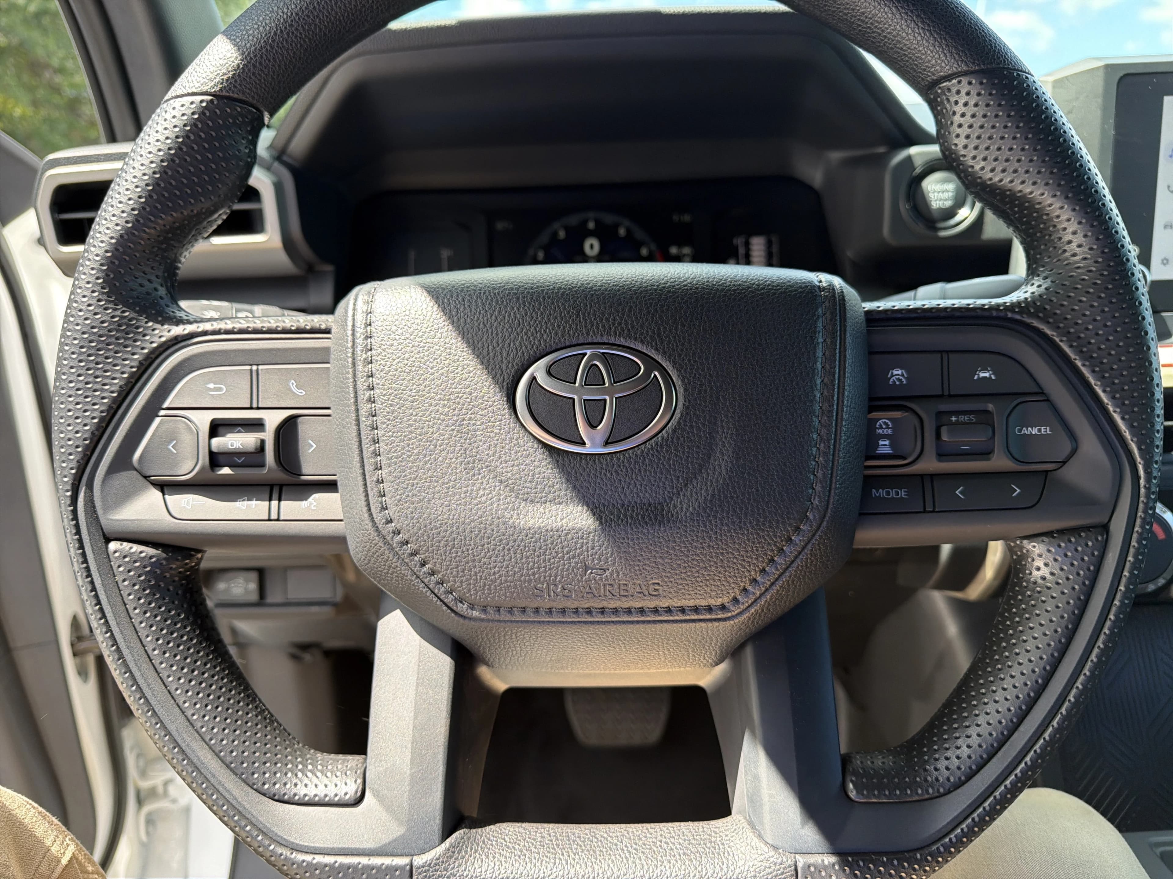 Toyota Tacoma 2WD SR5 Double Cab 6' Bed AT (Natl) 2026 — side view
