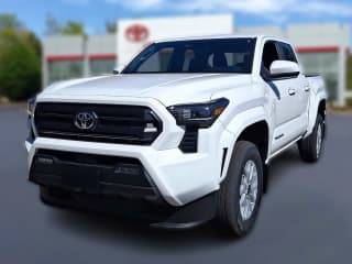 Toyota Tacoma 2WD SR5 Double Cab 6' Bed AT (Natl)