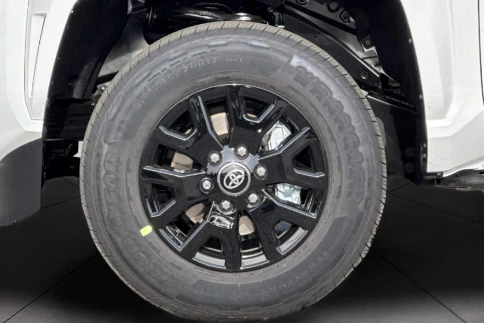 Toyota Tacoma 2WD SR5 Double Cab 6' Bed AT (Natl) 2026 — side view
