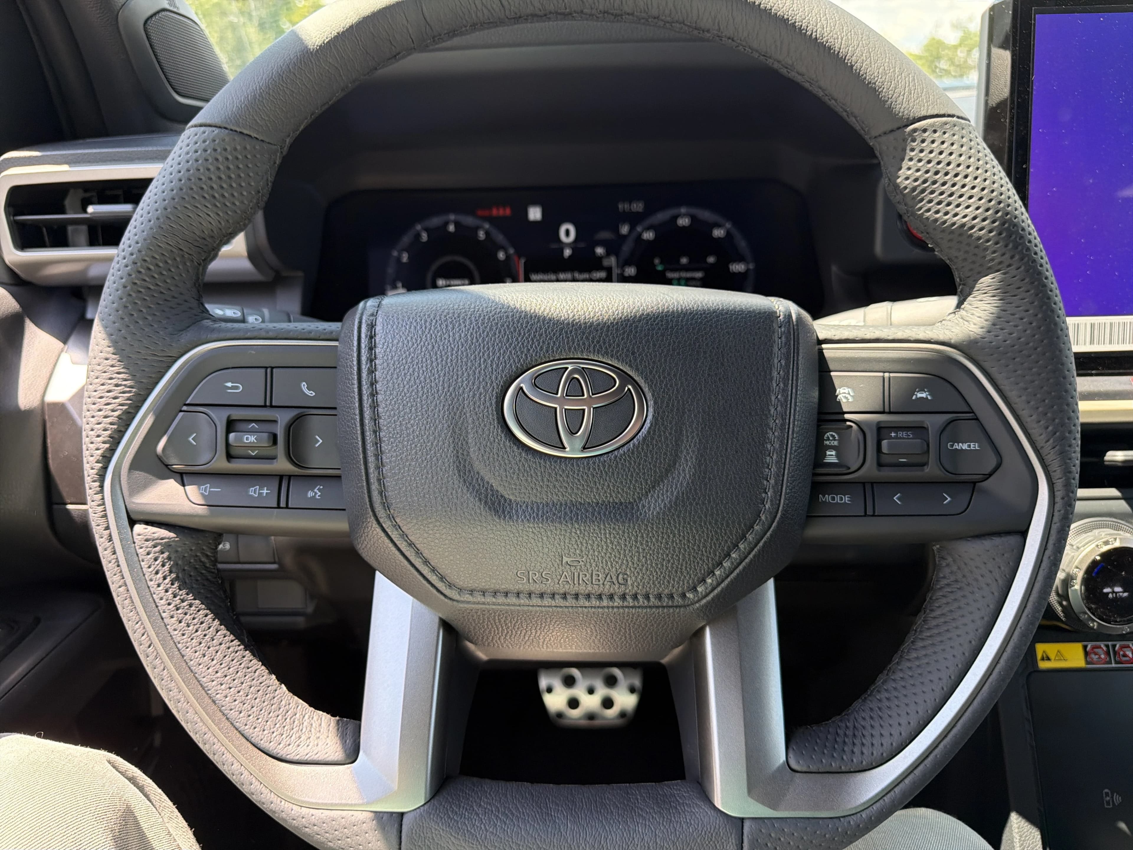 Toyota Tacoma 4WD TRD Sport Double Cab 5' Bed AT (Natl) 2026 — side view