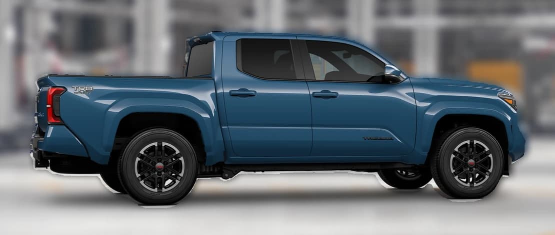 Toyota Tacoma 4WD TRD Sport Double Cab 5' Bed AT (Natl) 2026 — side view