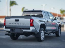 Toyota Tacoma 4WD SR5 Double Cab 6' Bed AT (Natl) 2026 — side view