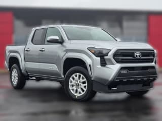 Toyota Tacoma 4WD SR5 Double Cab 6' Bed AT (Natl)