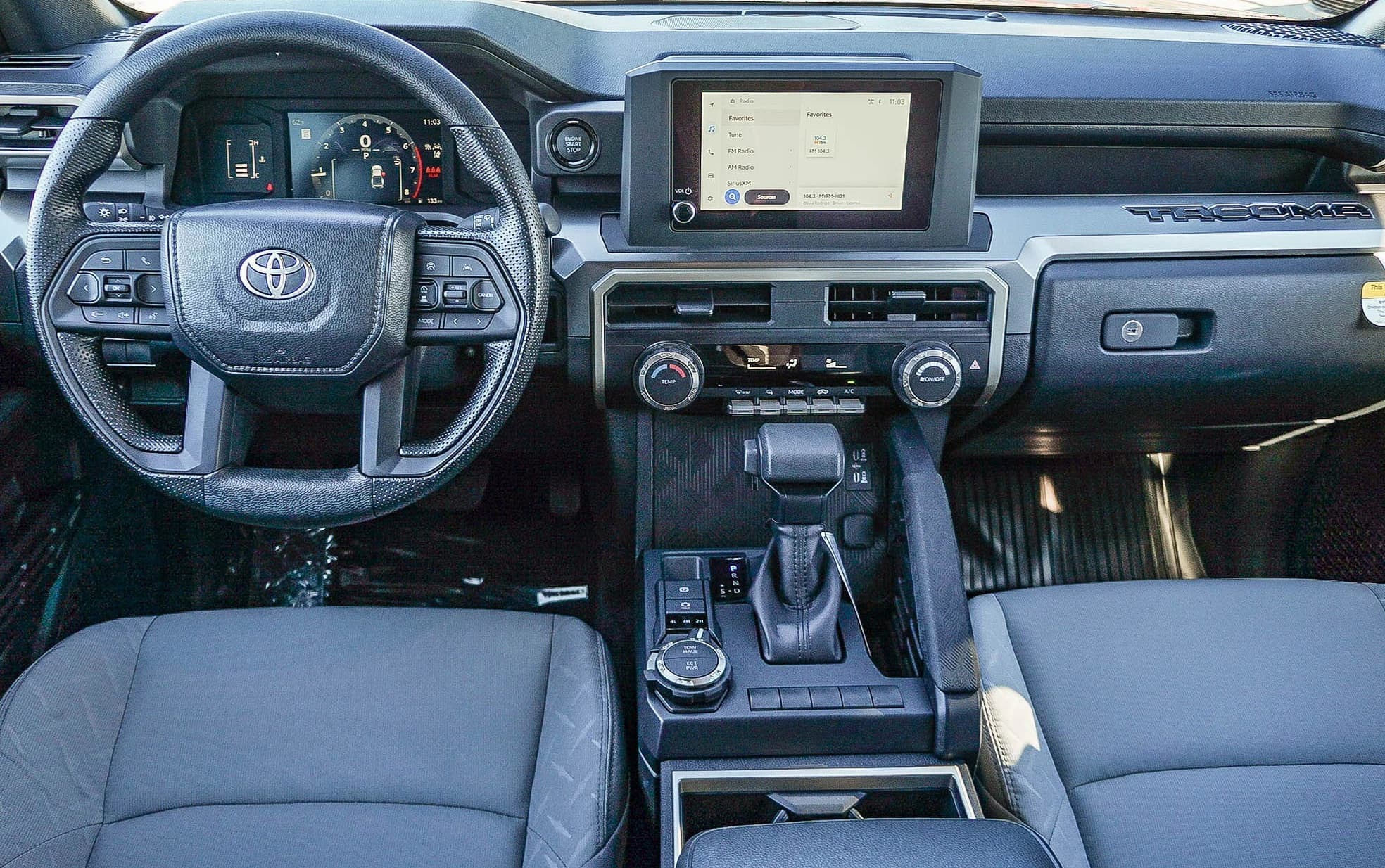 Toyota Tacoma 4WD SR5 Double Cab 5' Bed AT (Natl) 2026 — side view
