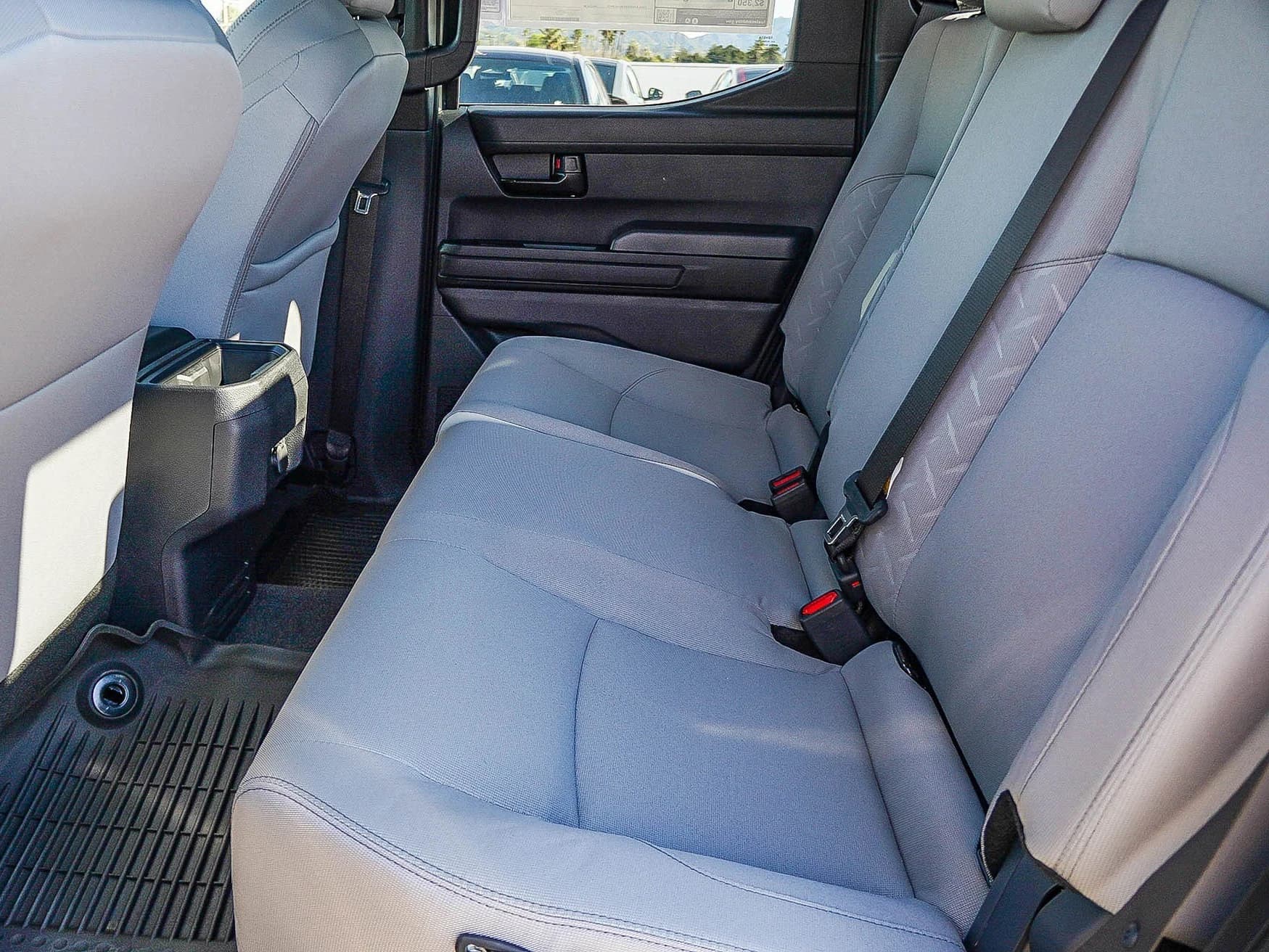 Toyota Tacoma 4WD SR5 Double Cab 5' Bed AT (Natl) 2026 — side view