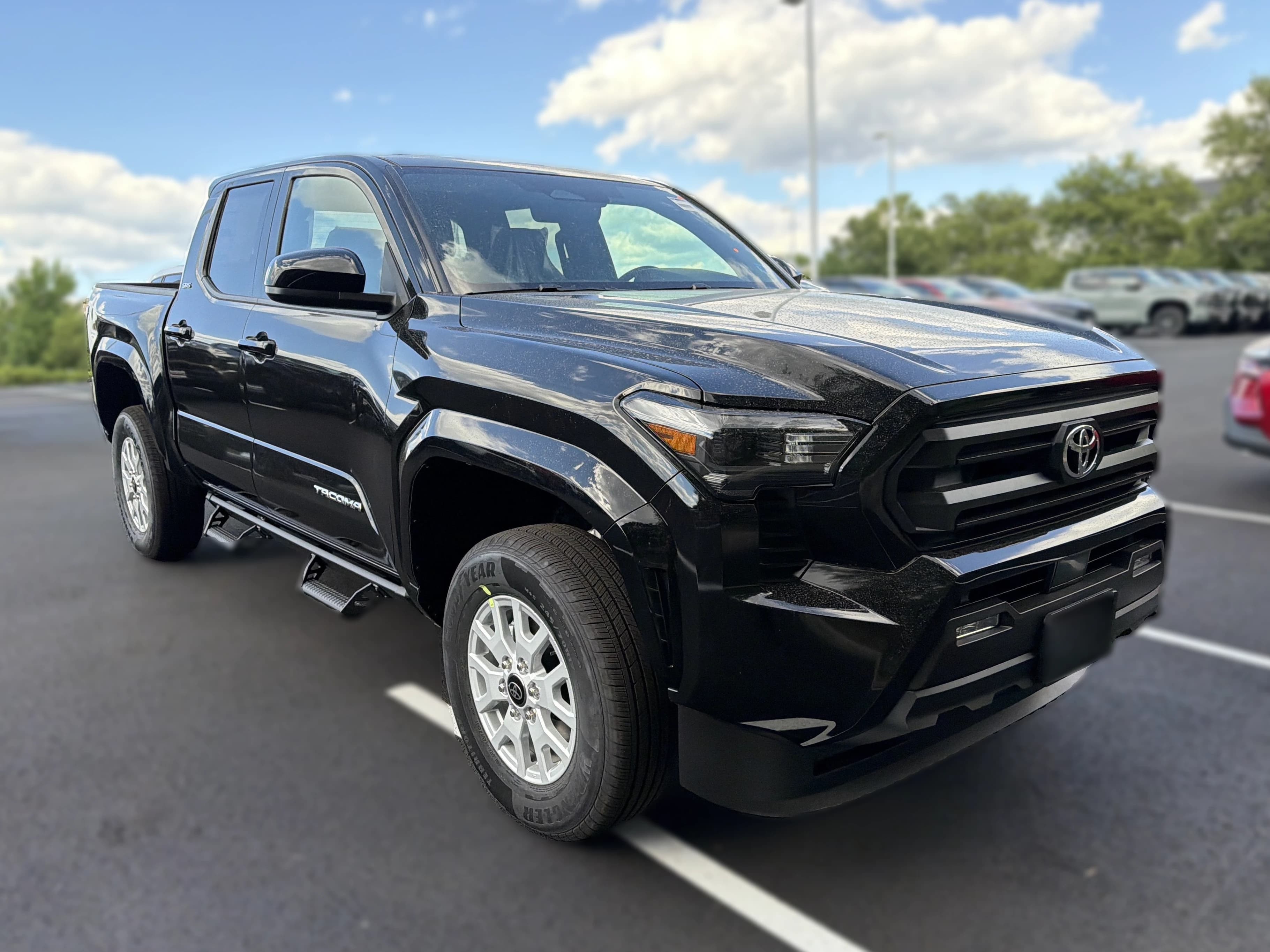 Toyota Tacoma 4WD SR5 Double Cab 6' Bed AT (Natl) 2026 — side view