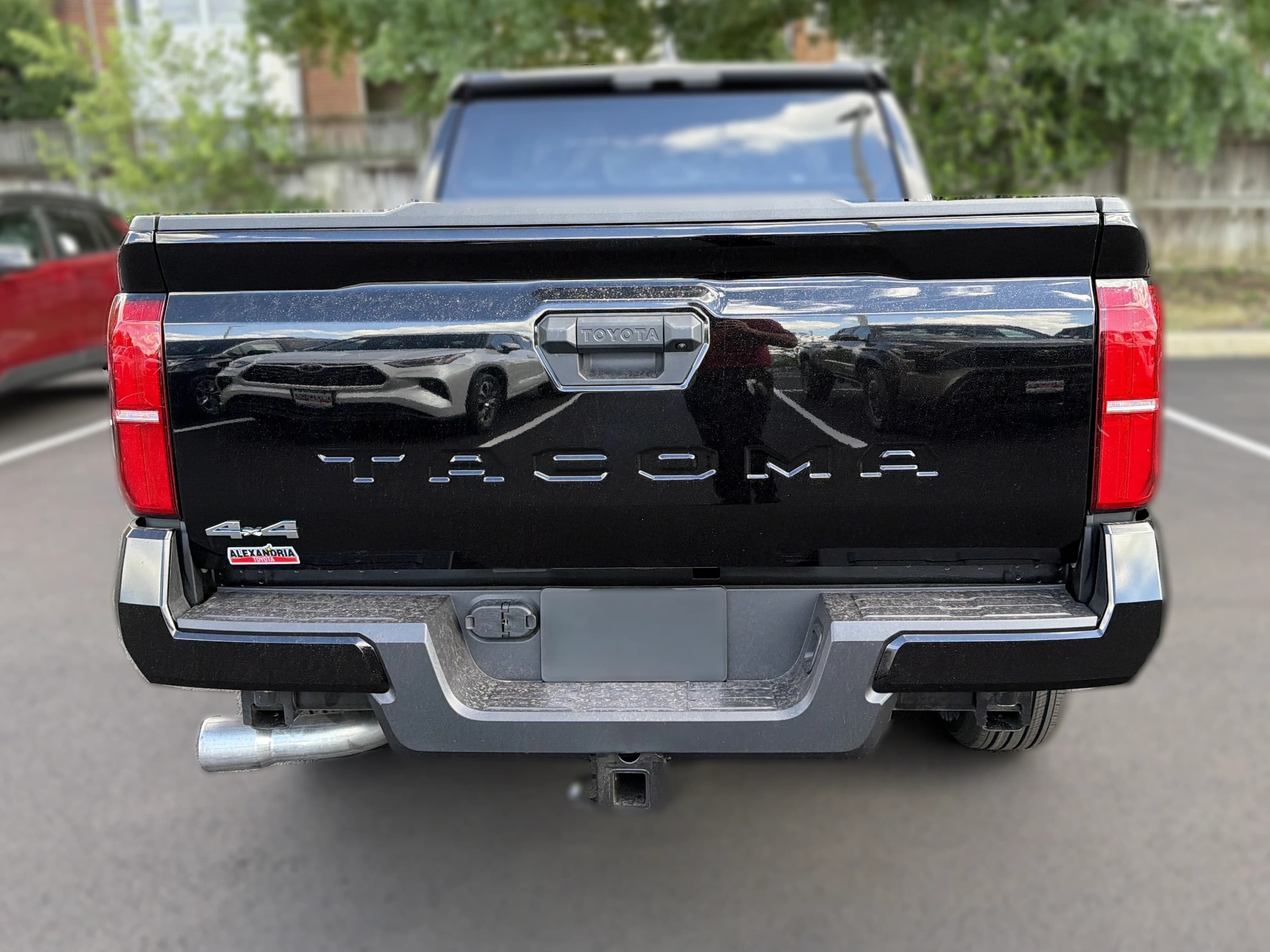 Toyota Tacoma 4WD SR5 Double Cab 6' Bed AT (Natl) 2026 — side view